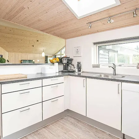 Three-bedroom In Broager 4 * Ålbæk