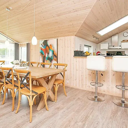 Three-bedroom In Broager 4 *